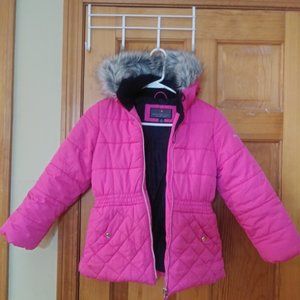 Girl bright pink winter coat with faux fur trimmed hood sz 7/8 protection system